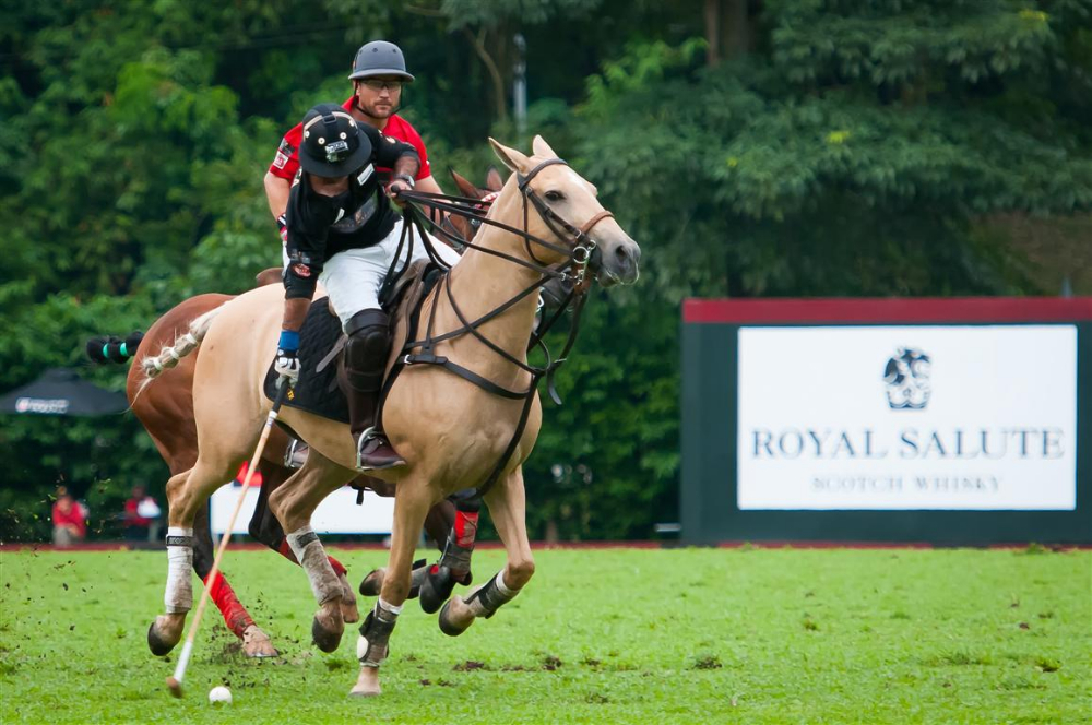 20 Diplomats Cup Sanolah Kahan on the ball